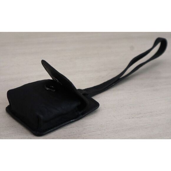 Free People Street Sounds Black Leather Case For Airpods  + Earbuds - Picture 6 of 8